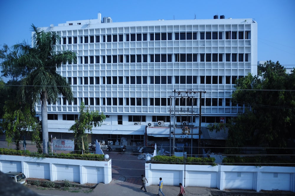 HOTEL SATYA ASHOKA 7/38