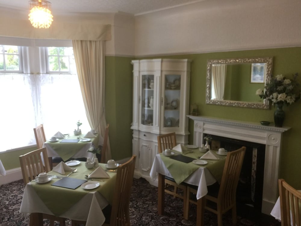 The Hilary Guest House 32/43