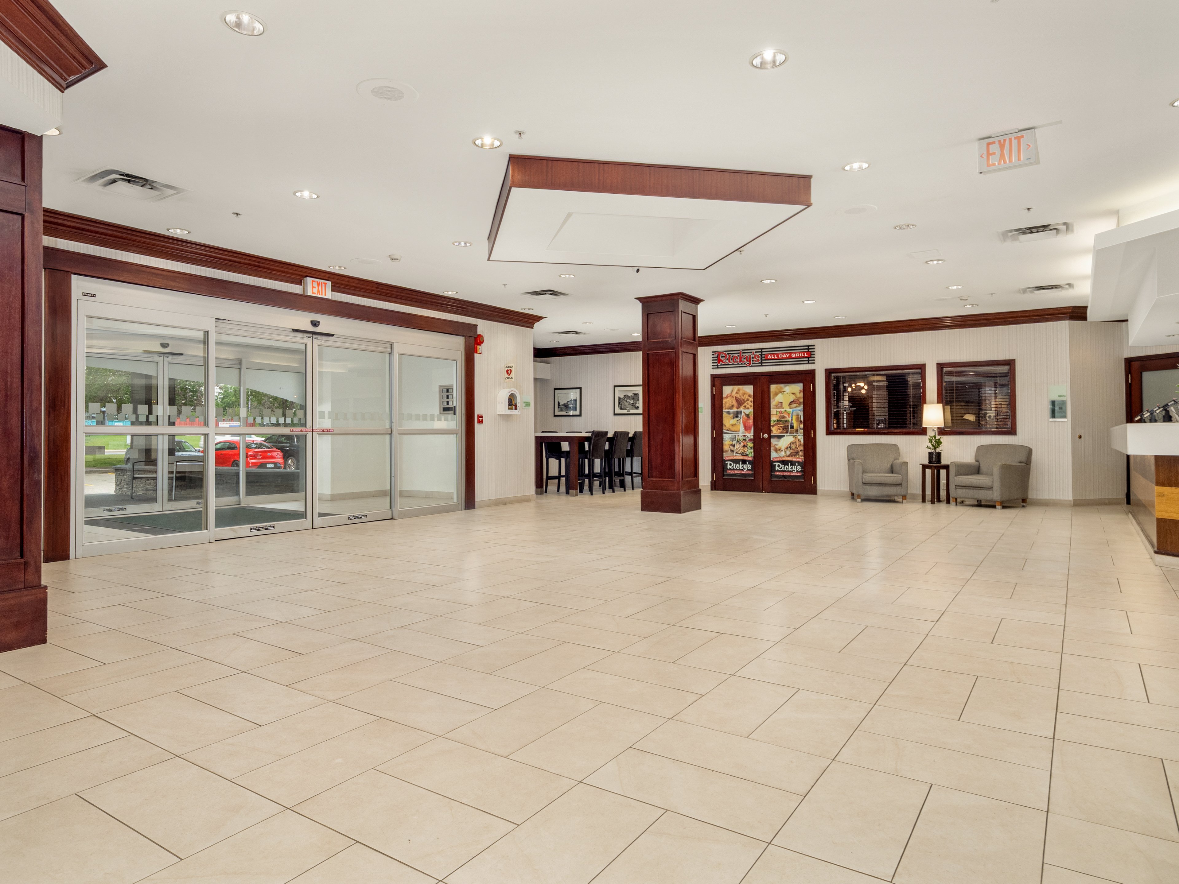 Holiday Inn Conference Ctr Edmonton South 12/72