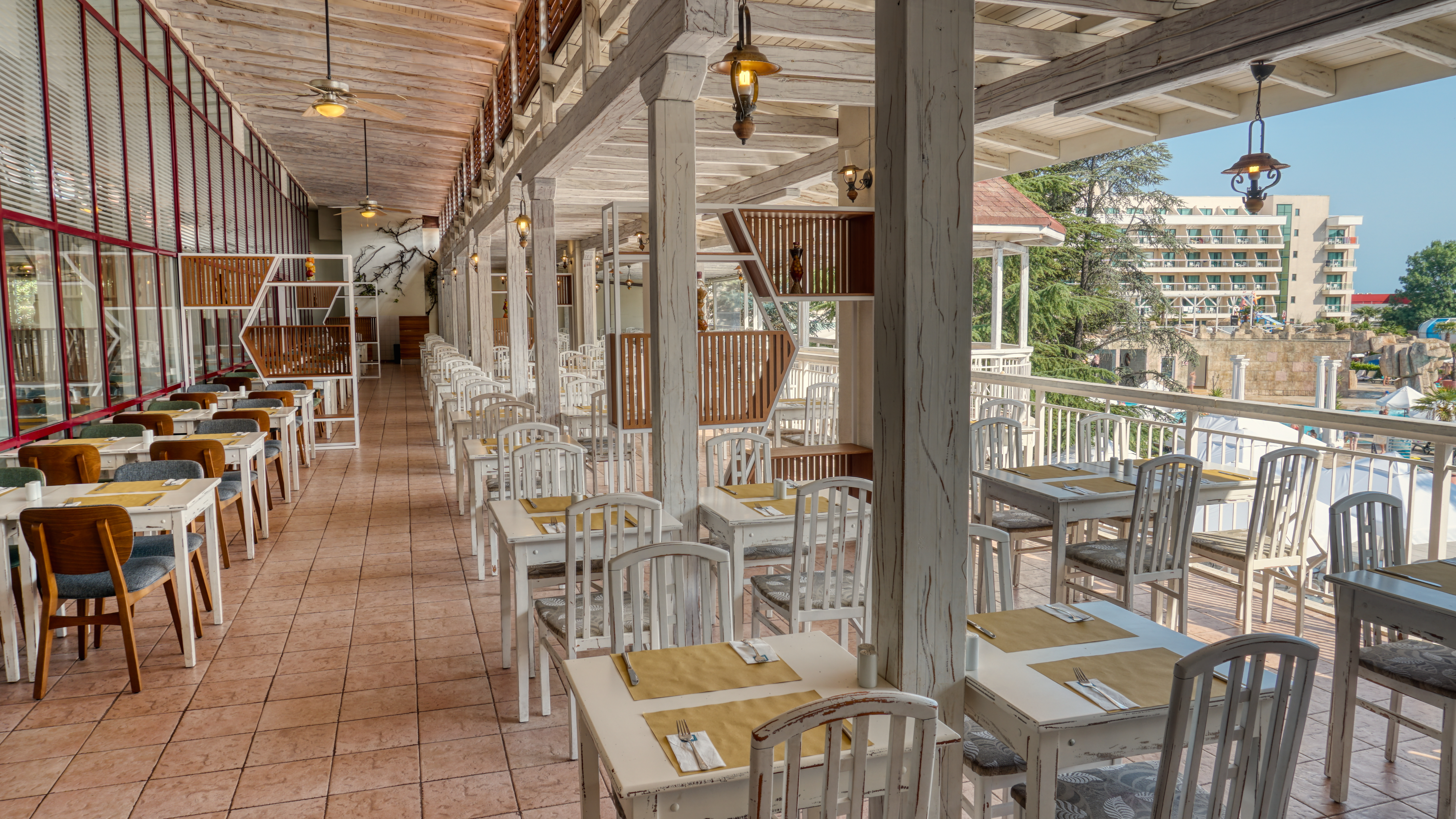 DIT Evrika Beach Club Hotel 46/68
