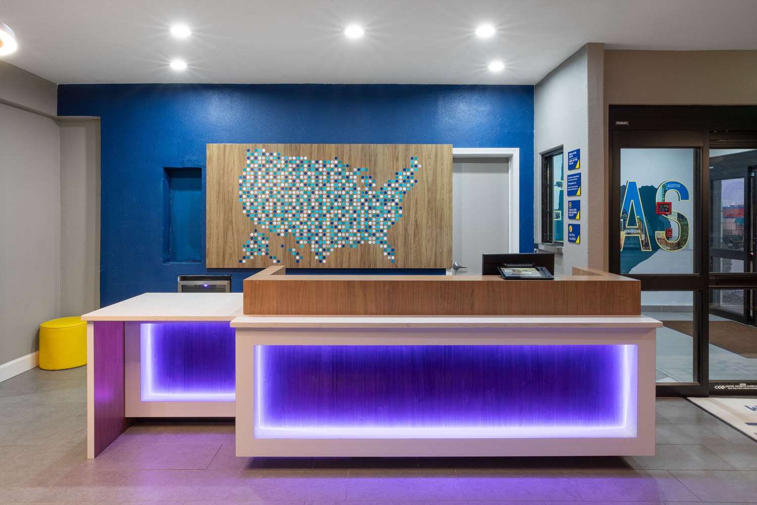 Microtel Inn and Suites By Wyndham Buda 6/40