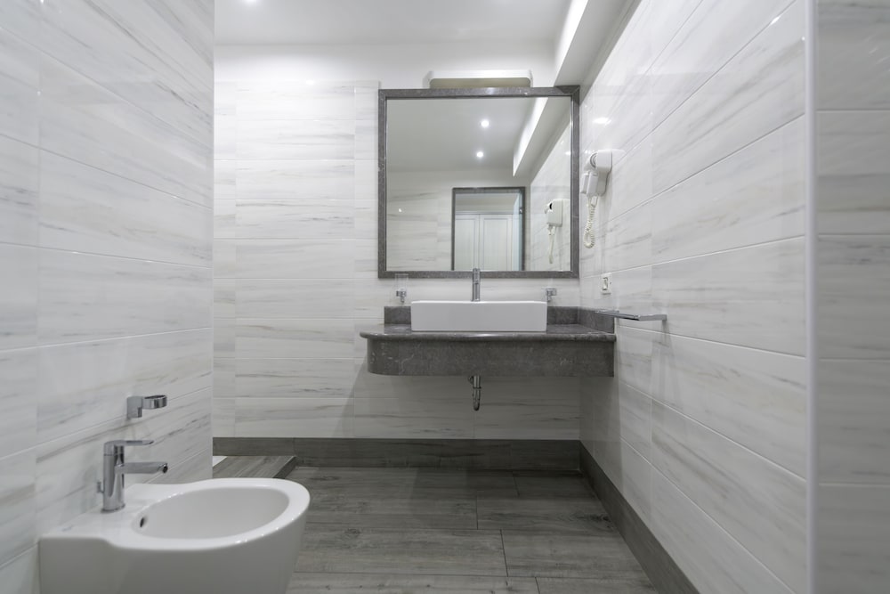 Garda Suite Hotel 24/26