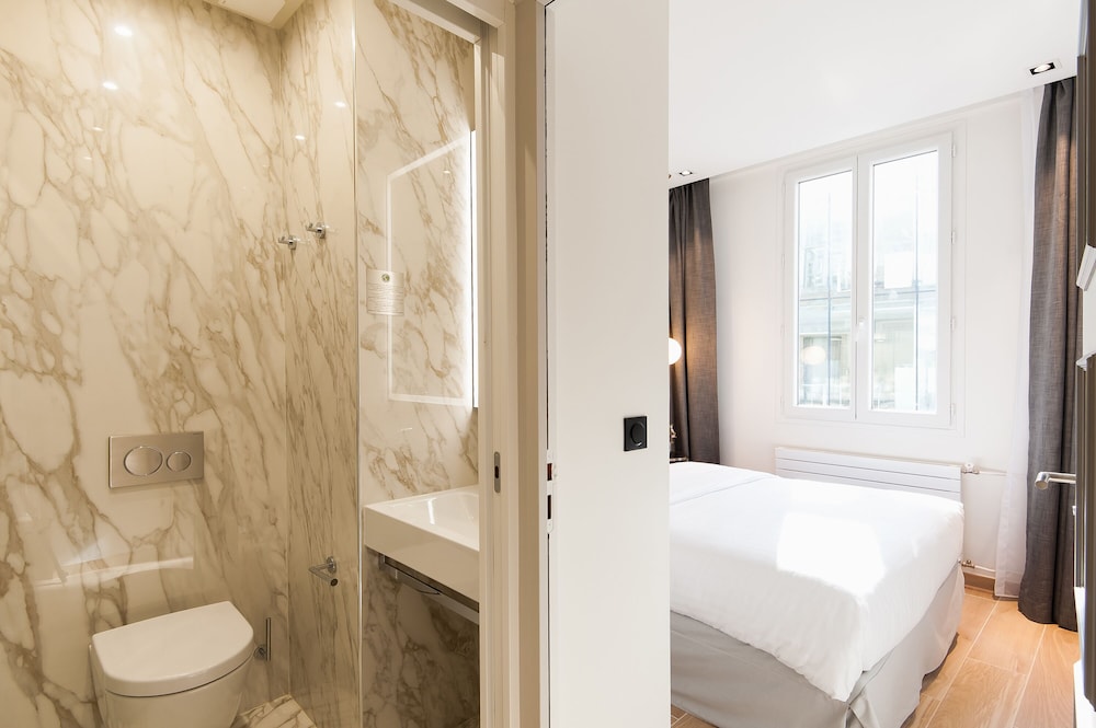 Hotel Au Coeur Du Marais 41/50