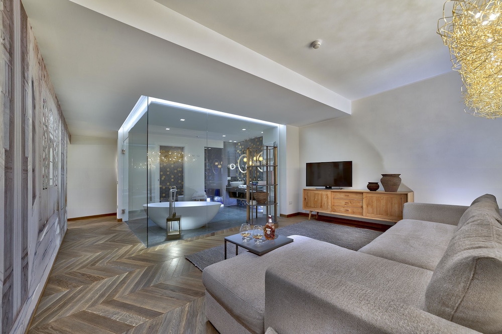 Esplanade Tergesteo - Luxury Retreat - Adults Only 6/129