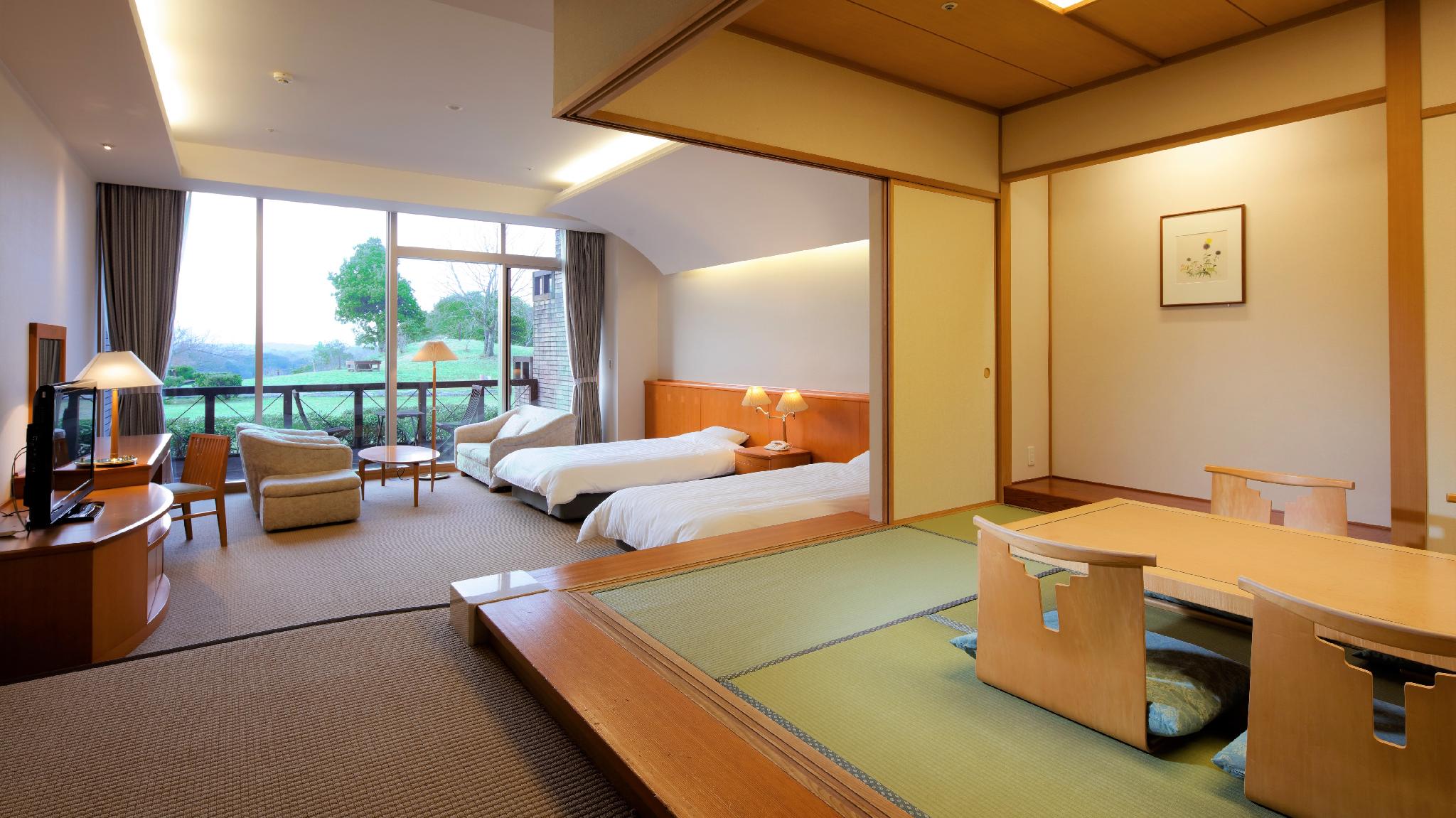 Japanese Western, Futon Bed, Garden View, Smoking Type Not Guaranteed