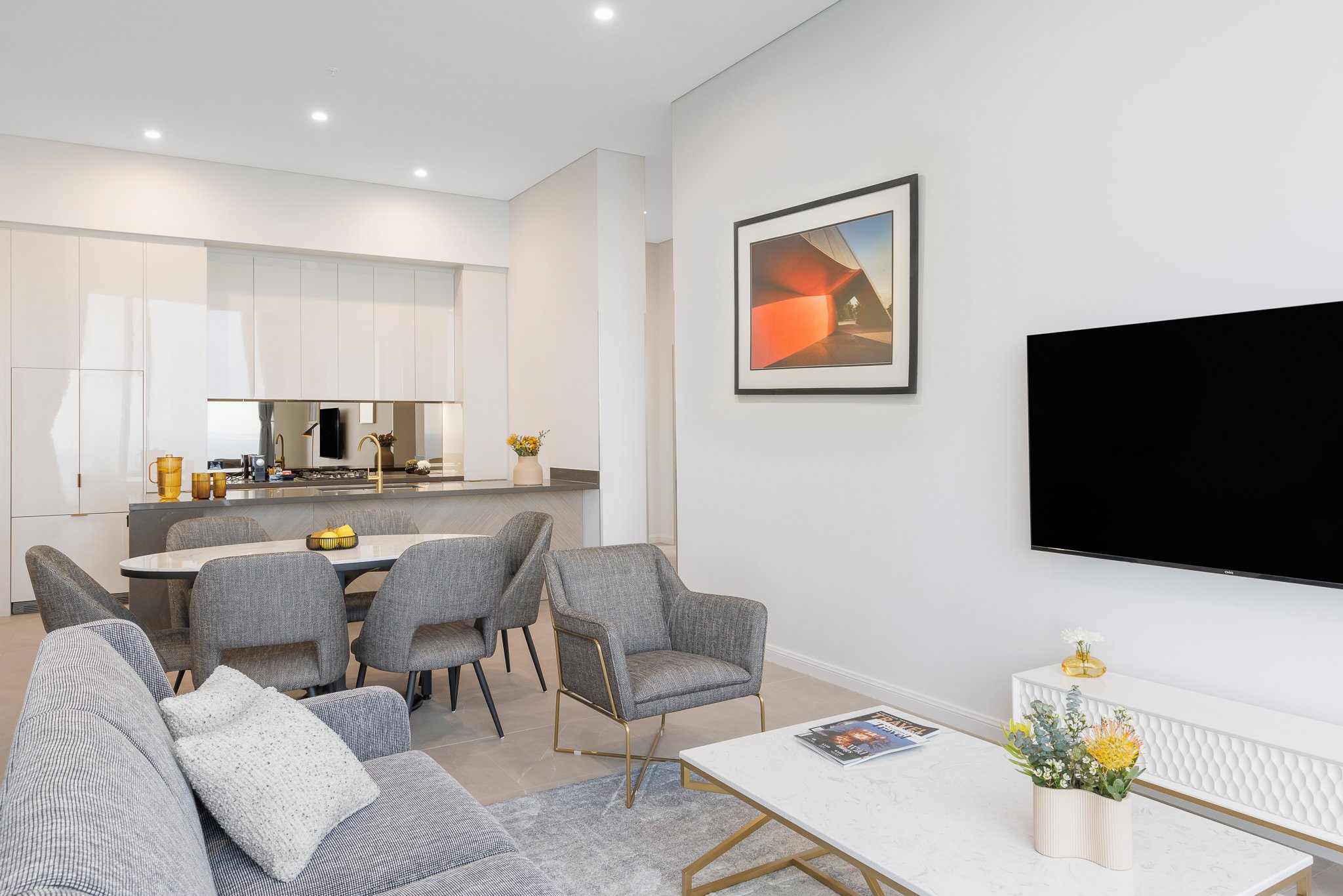 Meriton Suites Canberra 38/50