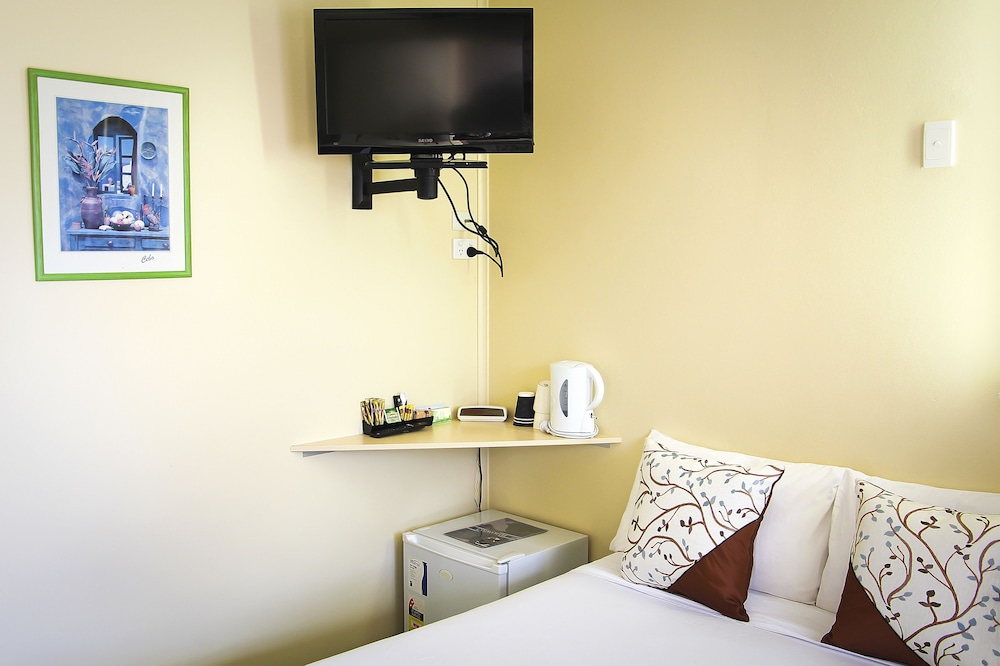 Motel 359 35/40