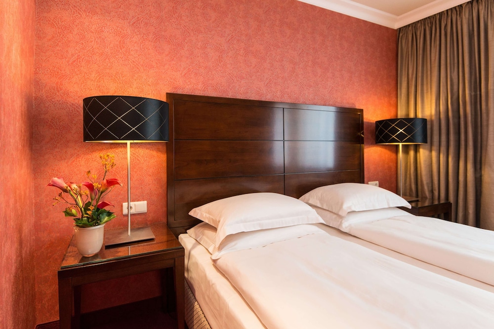Best Western Plus Hotel St. Raphael 19/48