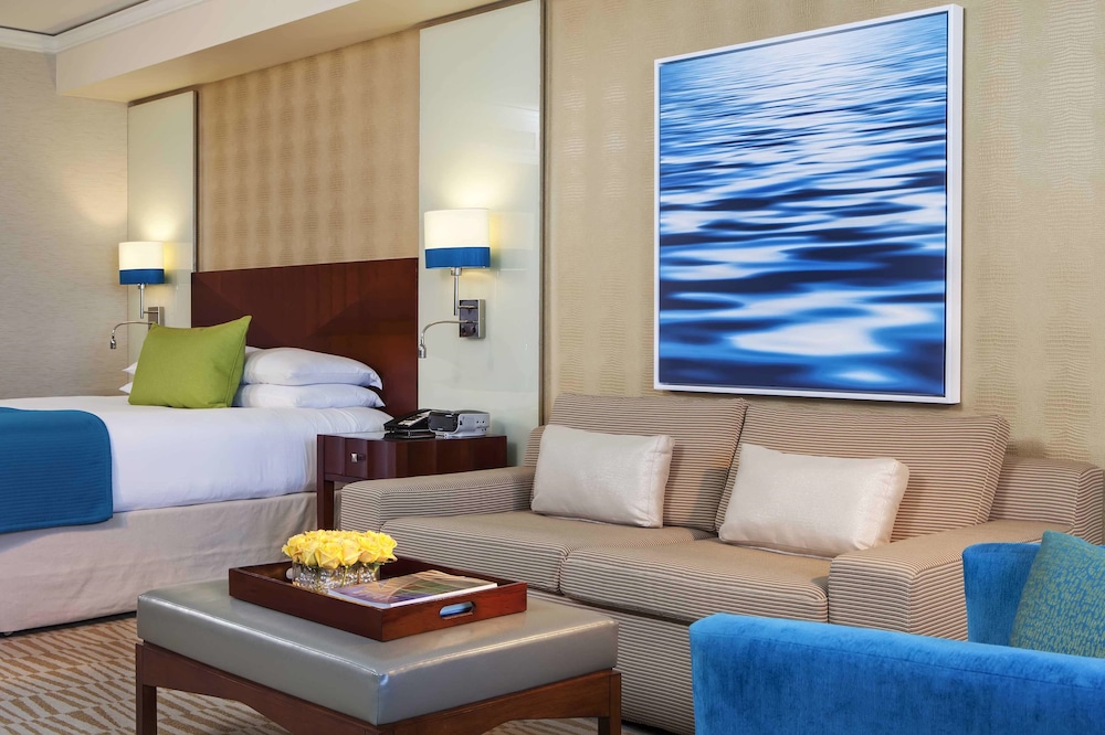 Trump International Beach Resort 77/116