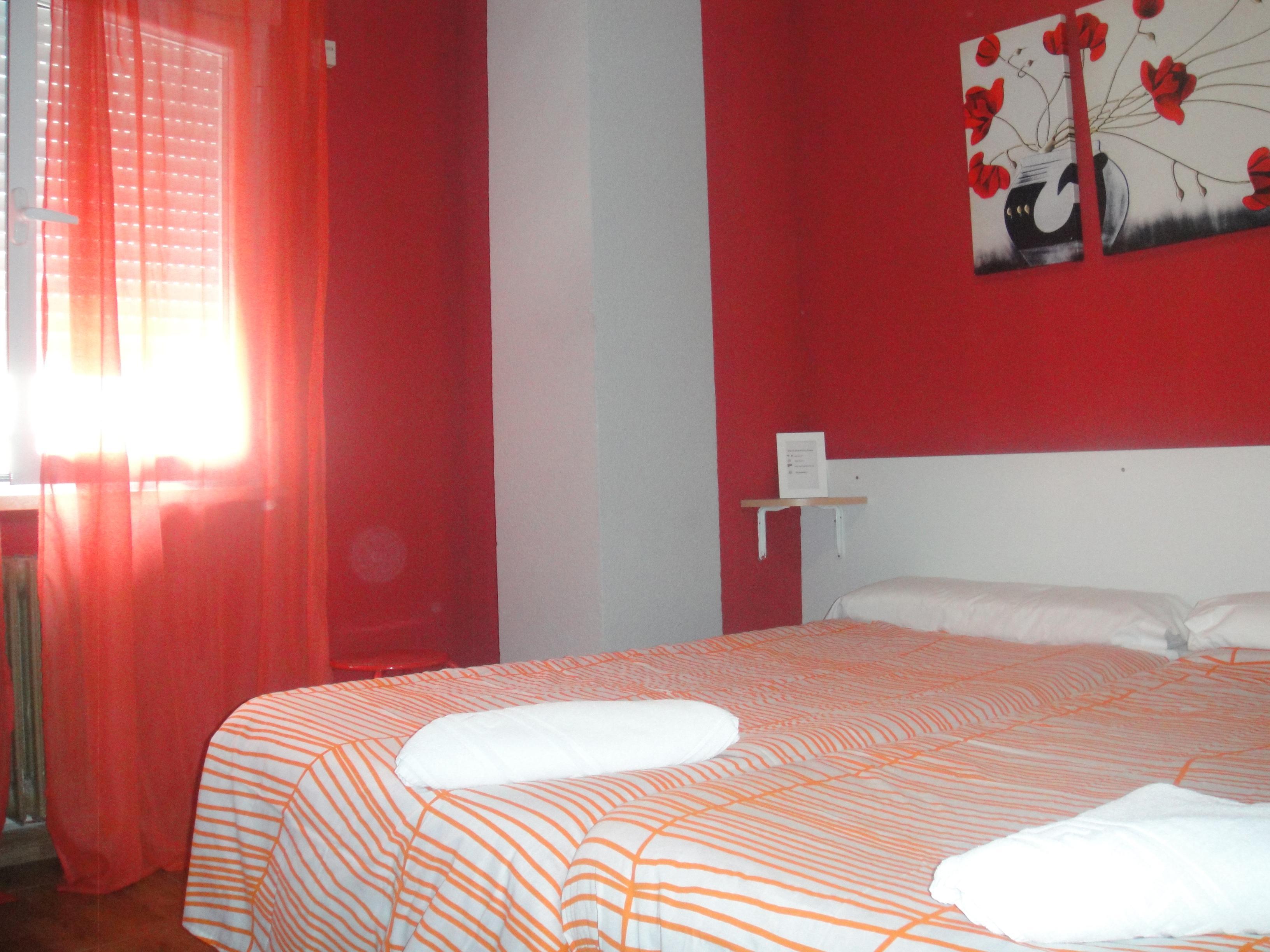 Hostal Lucia by gaiarooms 13/37