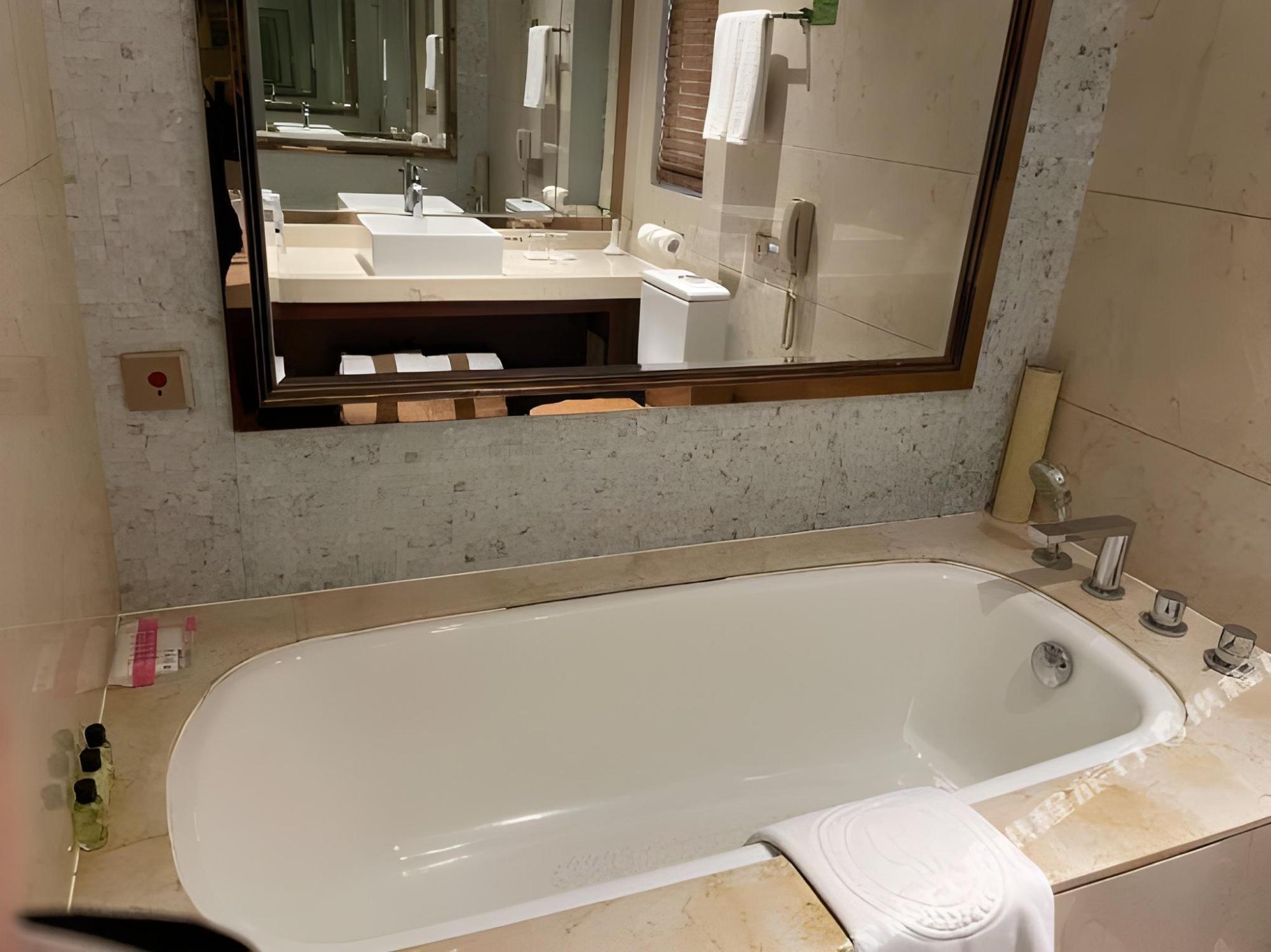 Tang Dynasty West Market Hotel 55/55