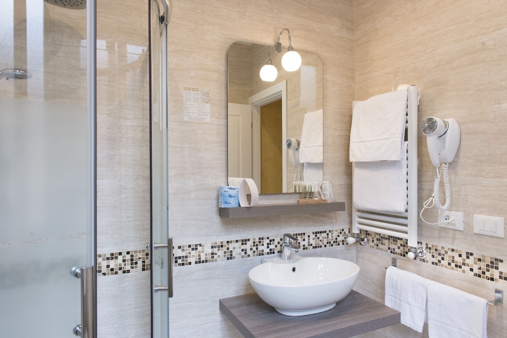 Domus Trevi 32/37