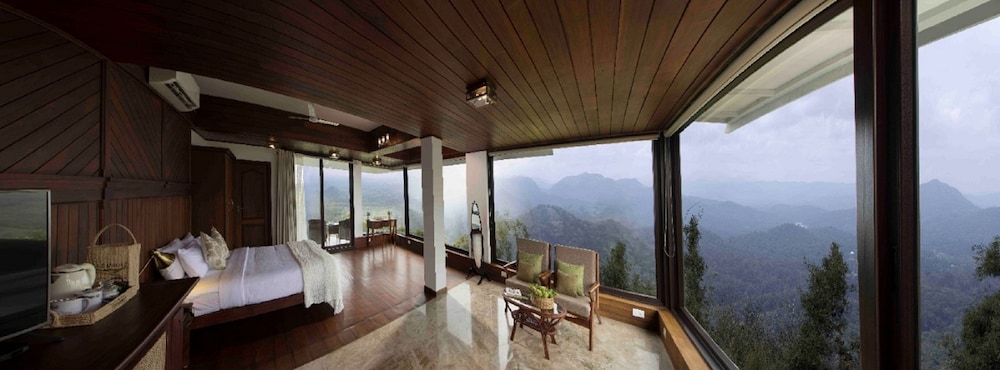 Hills And Hues Resort Thekkady 36/68