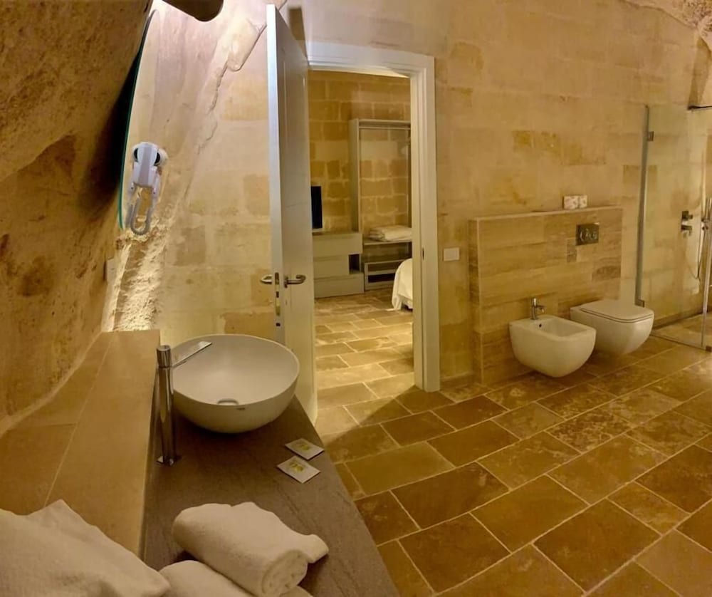Cinque Elementi Sassi Matera 32/50