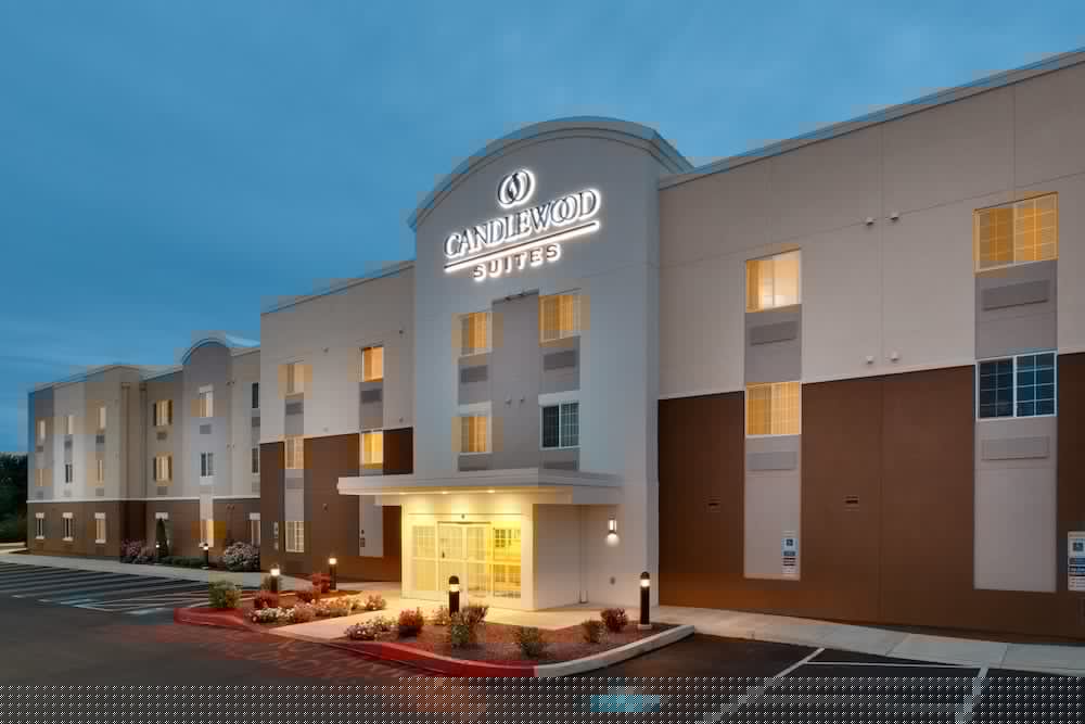 CANDLEWOOD SUITES HARRISBURG 5/76