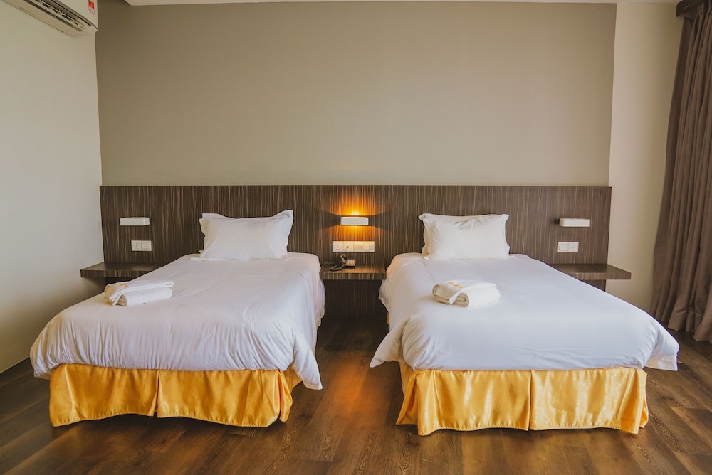 Roxy Hotel Serian 22/40