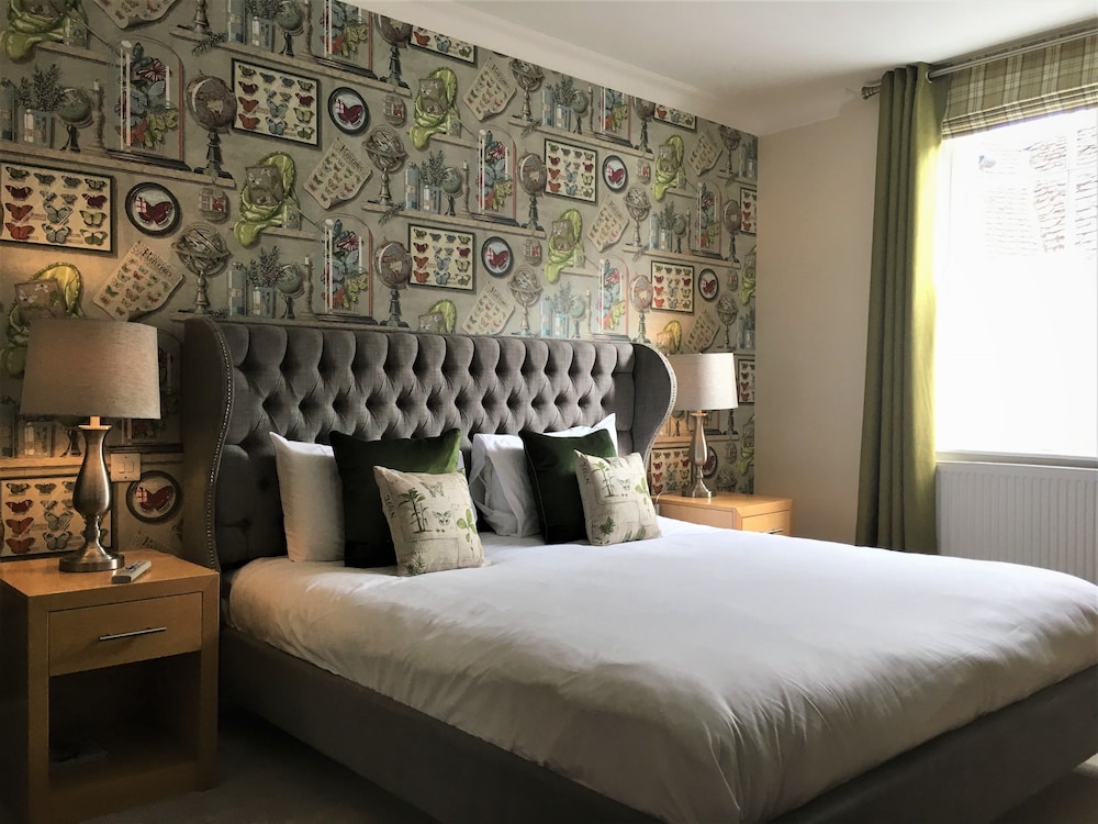 The Highworth Hotel 16/48