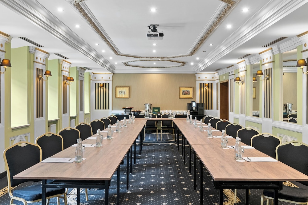 Hotel Diament Arsenal Palace Chorzow 42/50