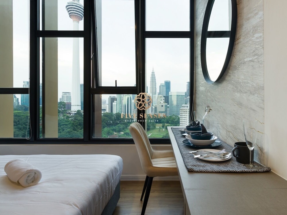 Ceylonz Suites by Five Senses 17/50