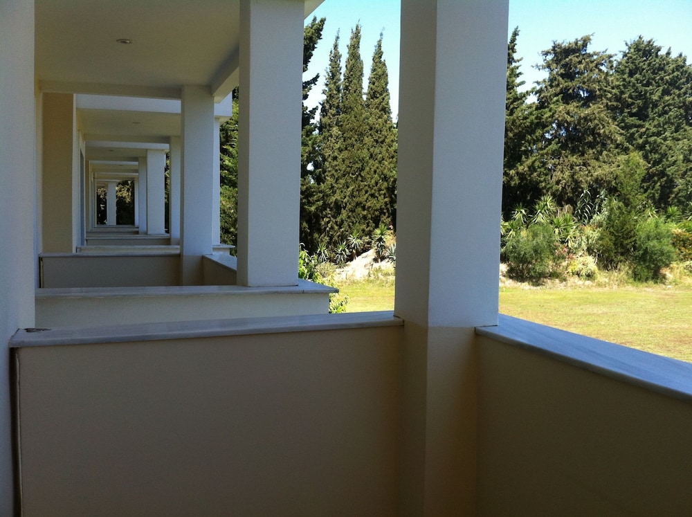 Olga's Paradise Apartments 38/41