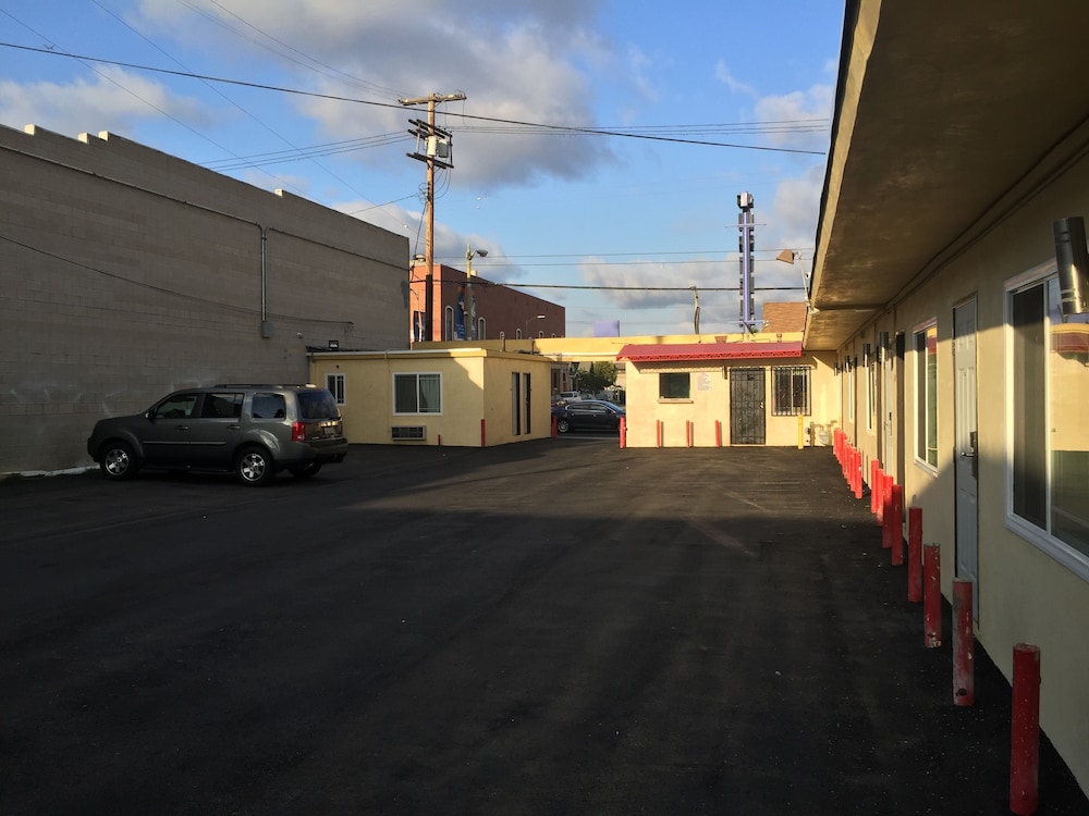 Park Motel 25/31