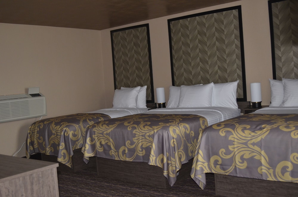AArya Hotel By Niagara Fashion Outlets 25/44