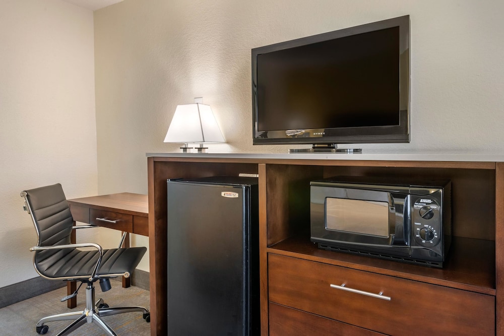 Quality Inn & Suites Palatka Riverfront 38/47