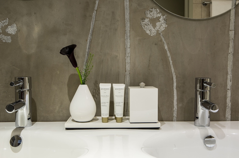Hotel Parc Saint Severin 37/63