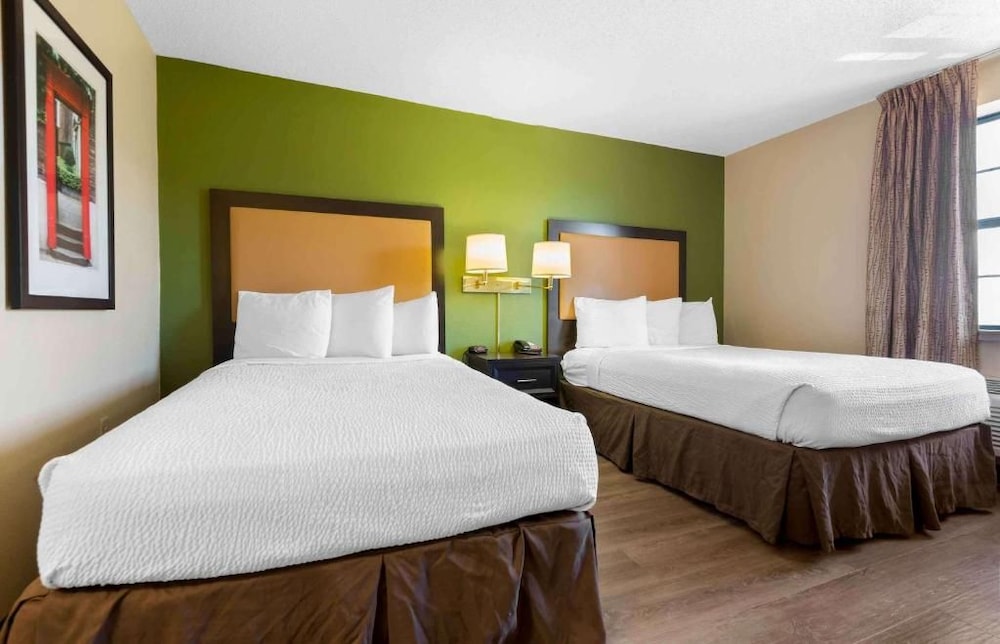 Studio 6 Corporate Extended Stay Amherst Buffalo NY 21/60