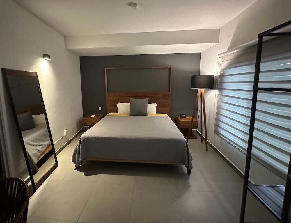 Hotel Casa Abadia 8/63