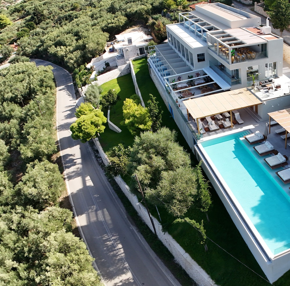 Myzith Luxury Suites 49/58