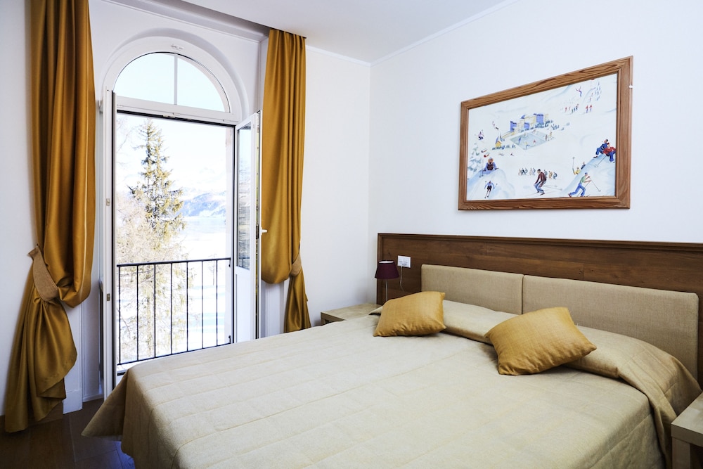 Maloja Palace 15/55