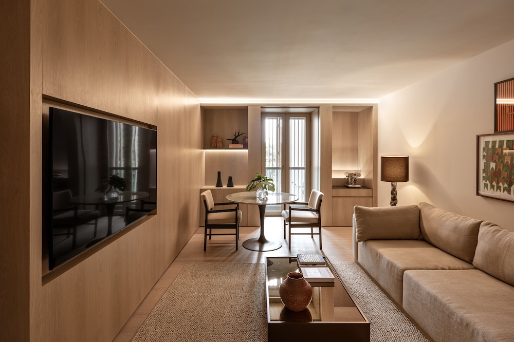 Pulso Hotel 27/47
