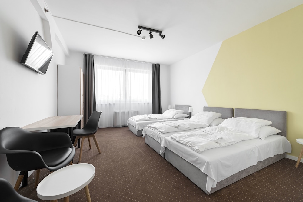 Chesscom Hotel 20/73