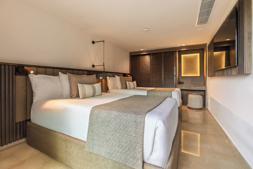 Family Selection at Grand Palladium Select Bavaro - All Inclusive 9/46