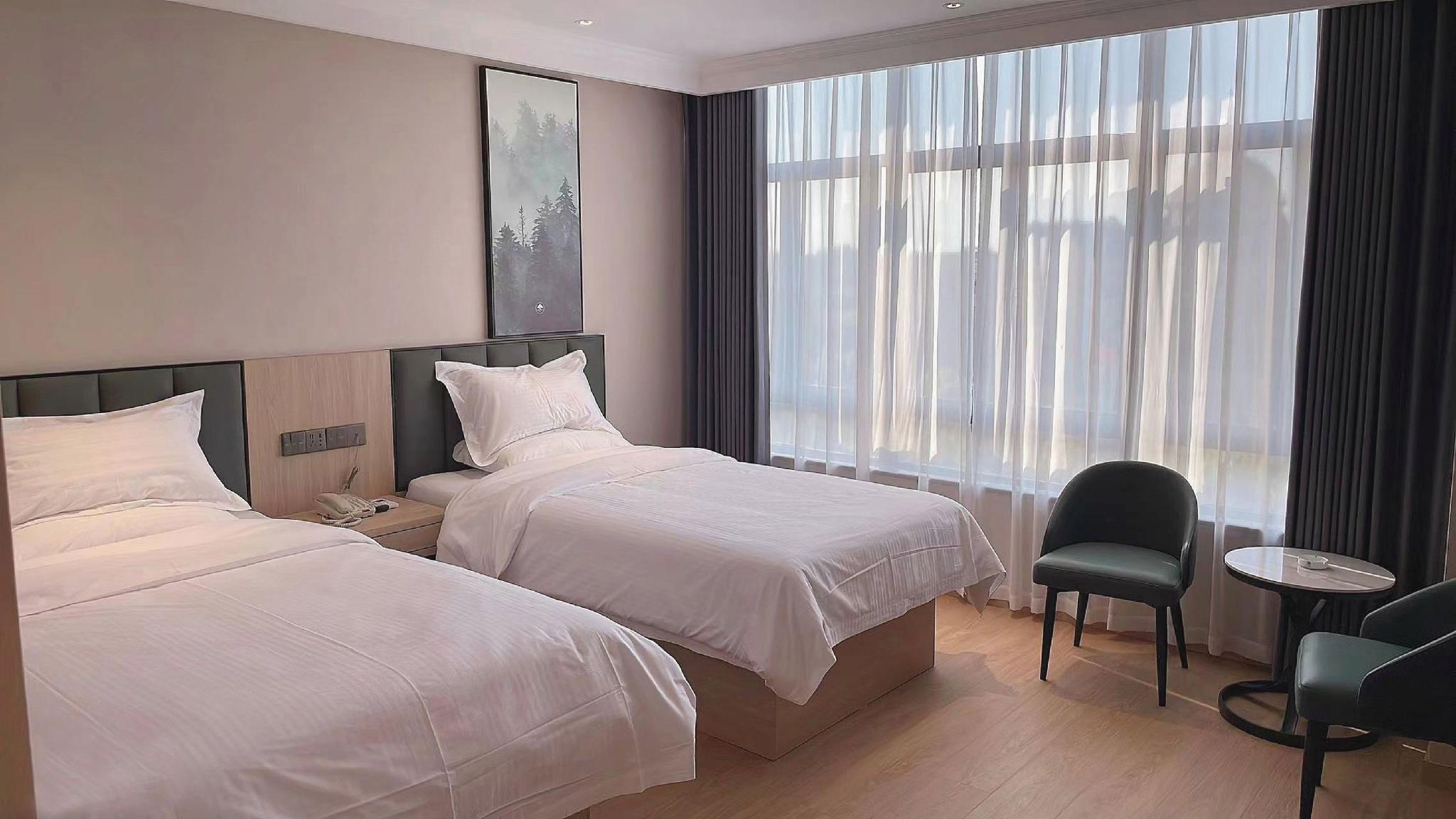 غرفة سوبيريور بسريرين منفصلين، GreenTree Inn Chizhou Pingtian Lake Qingfeng Avenue Hotel 2/2