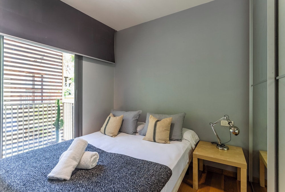 My Space Barcelona Gracia Pool Terrace Center 12/49