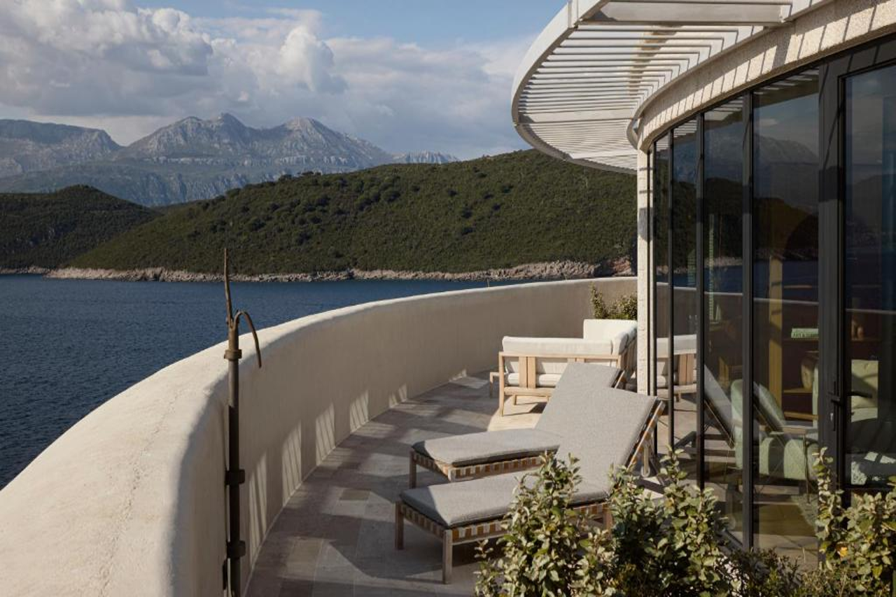 Mamula Island By Banyan Tree 44/48