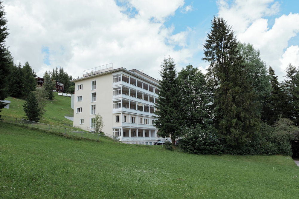 Davos Youthpalace 60/62