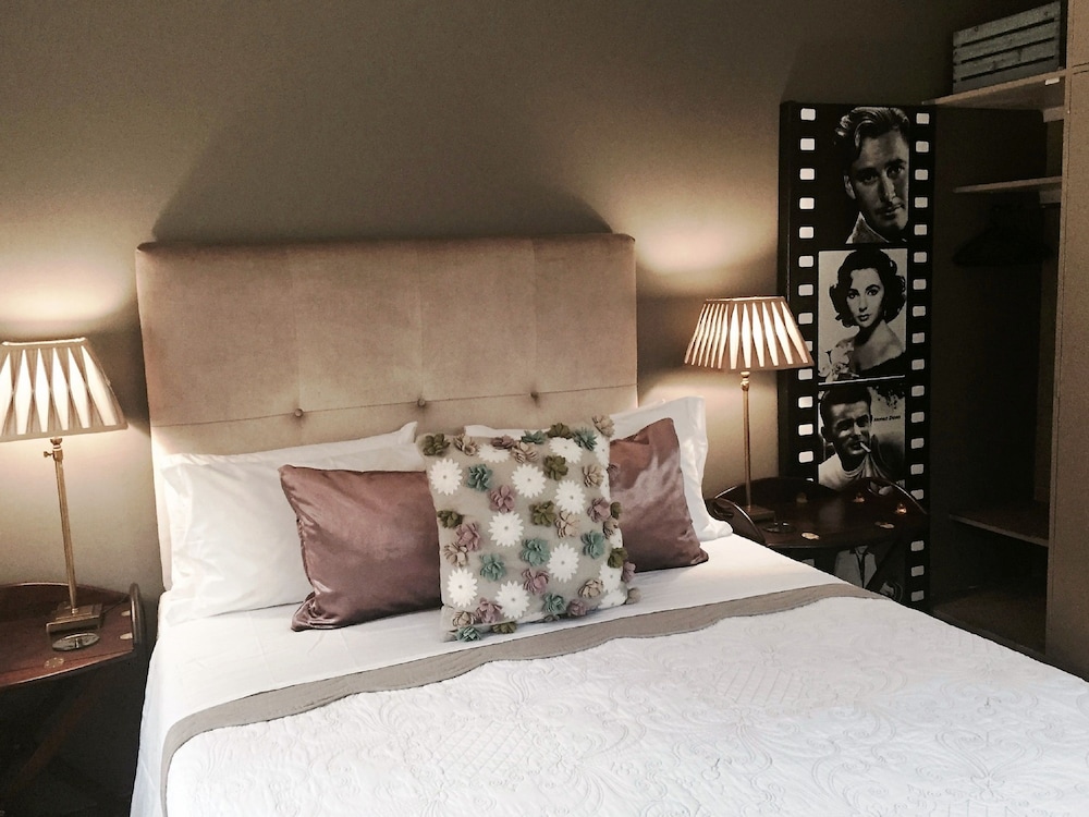 Cathkin Cottage B&B 11/42