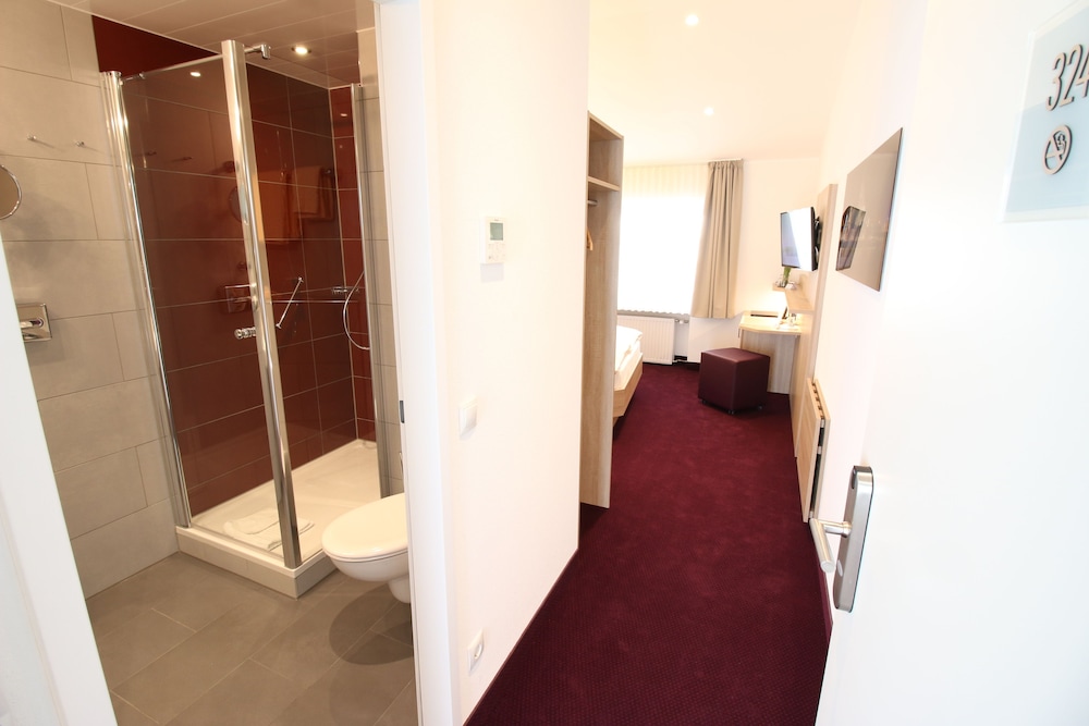 Hotel zum Adler 32/33