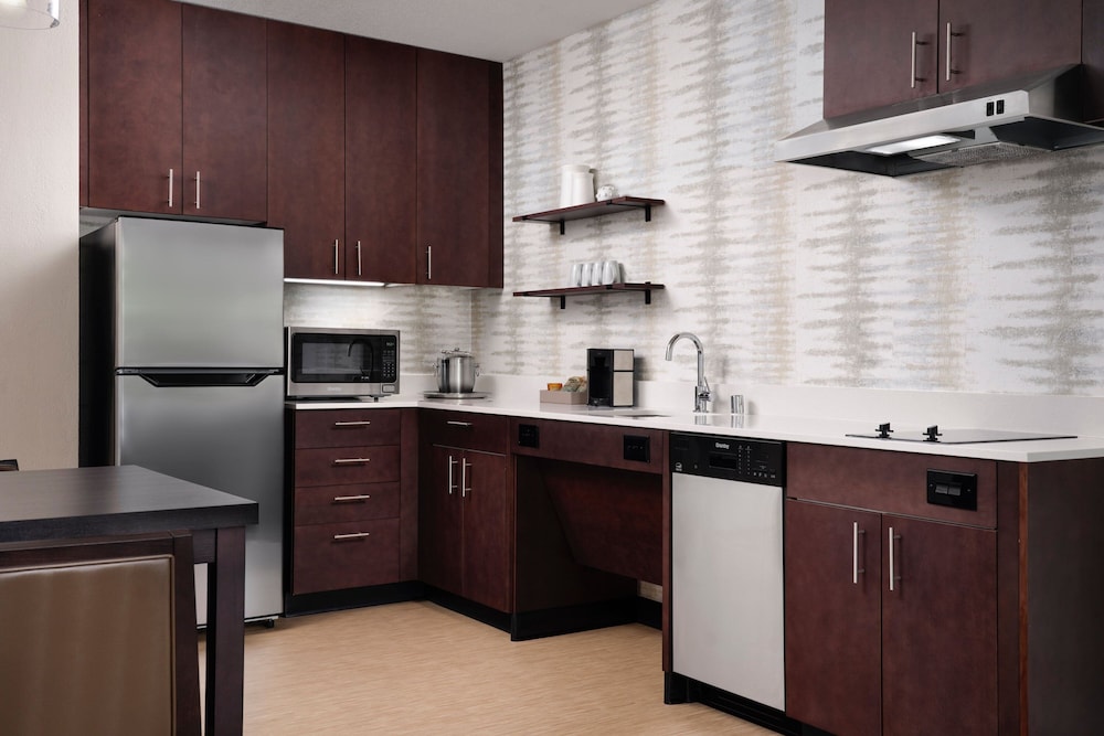 Residence Inn by Marriott Rochester Mayo Clinic Area South 32/43