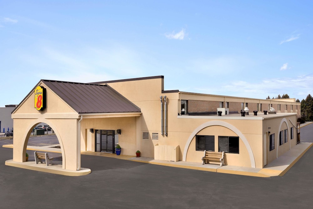 Super 8 By Wyndham Chambersburg I-81 2/43
