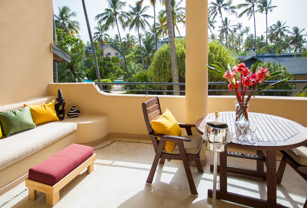 Alisei Beachfront Hotel And Spa 22/50