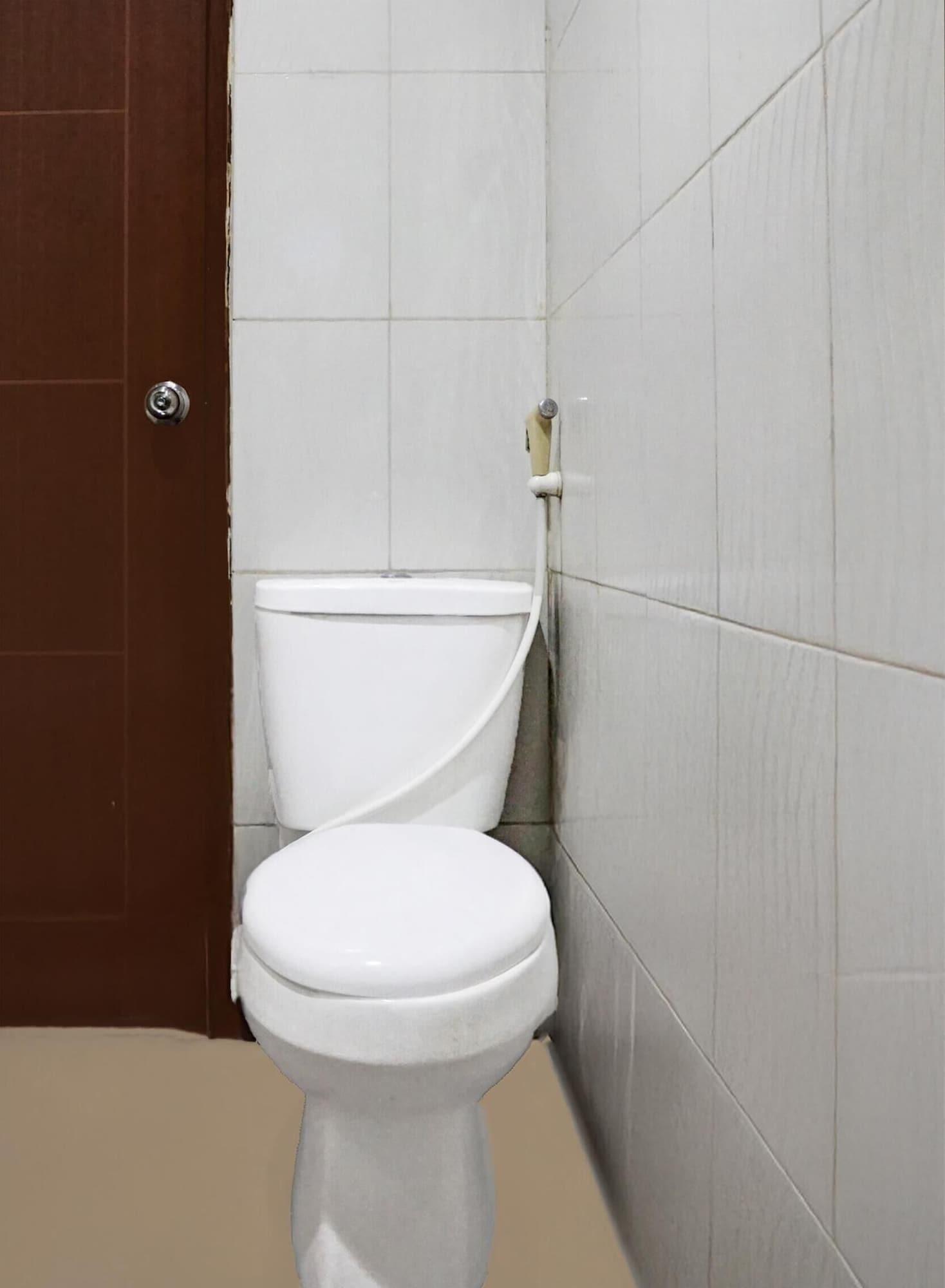 Hotel O 76 Gayungsari 29/29