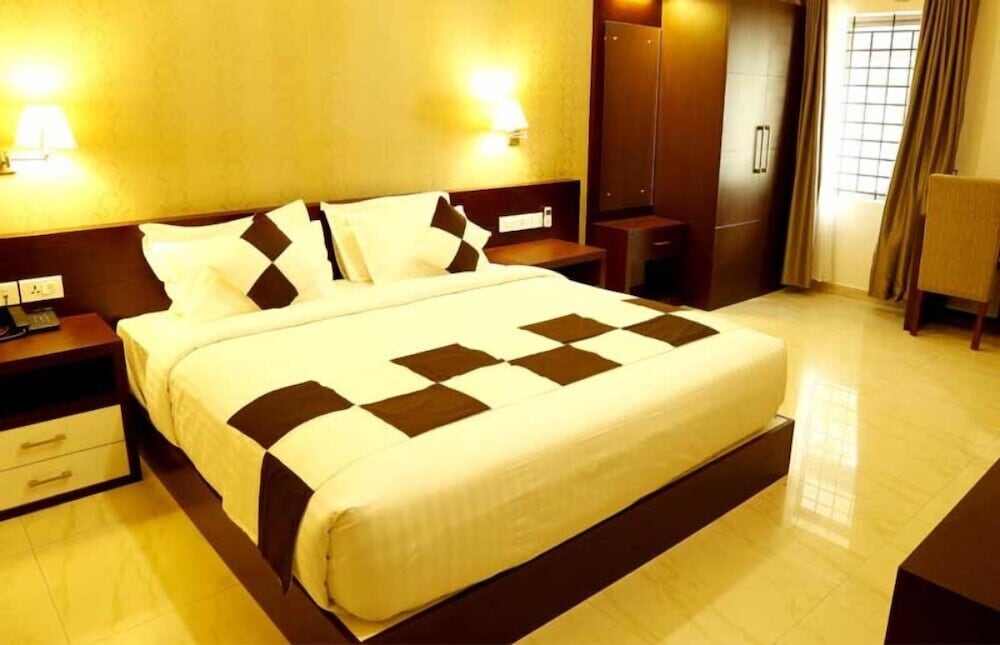 RYDGES INN KOTTAKAL 5/28