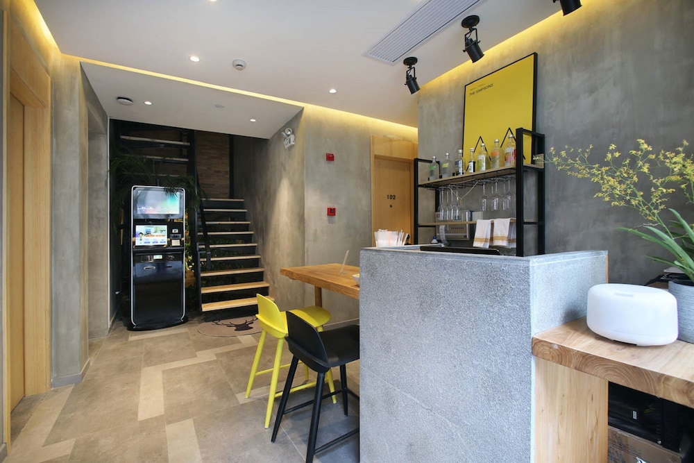 Miju House Jing'an 4/50