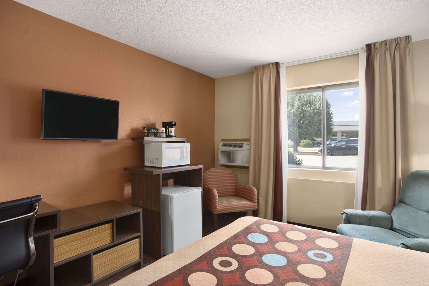 Super 8 By Wyndham Carbondale 20/23