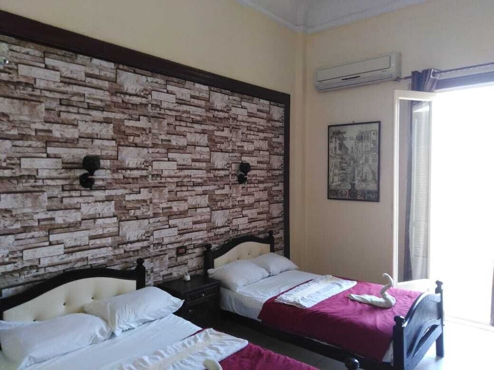غرفة بسريرين منفصلين، New Palace Hostel 6/6