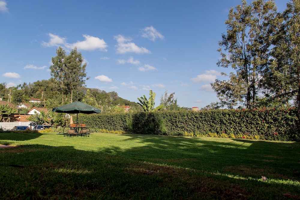 Kuniville Guest House 34/43